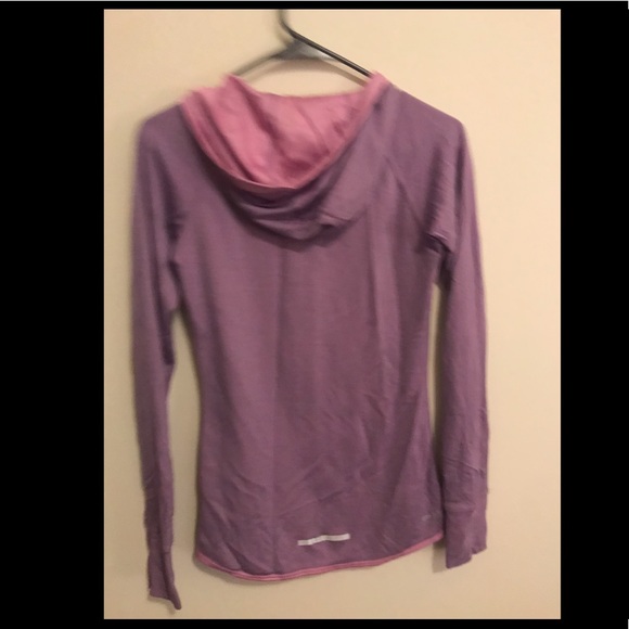 Nike dry fit running long sleeve top - Picture 3 of 3